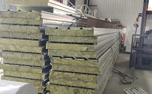 厂房翻修选称多彩钢岩棉板：防火厚度如何挑